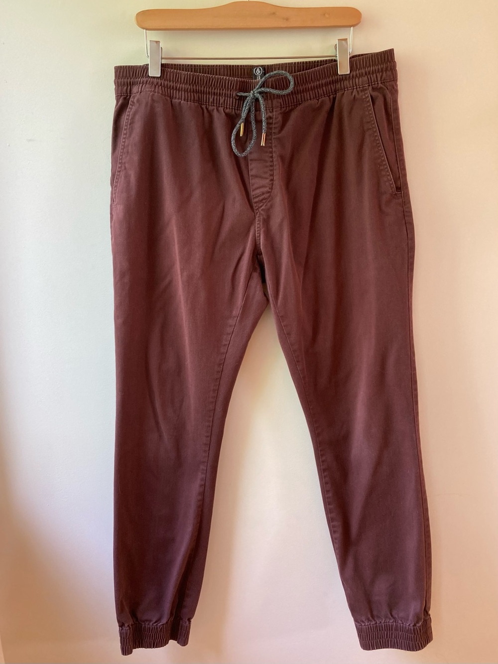Men’s Volcom Burgundy Jogger Style Pants